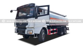 Shacman 6x4 380 pk 25 m³ brandstoftankwagen